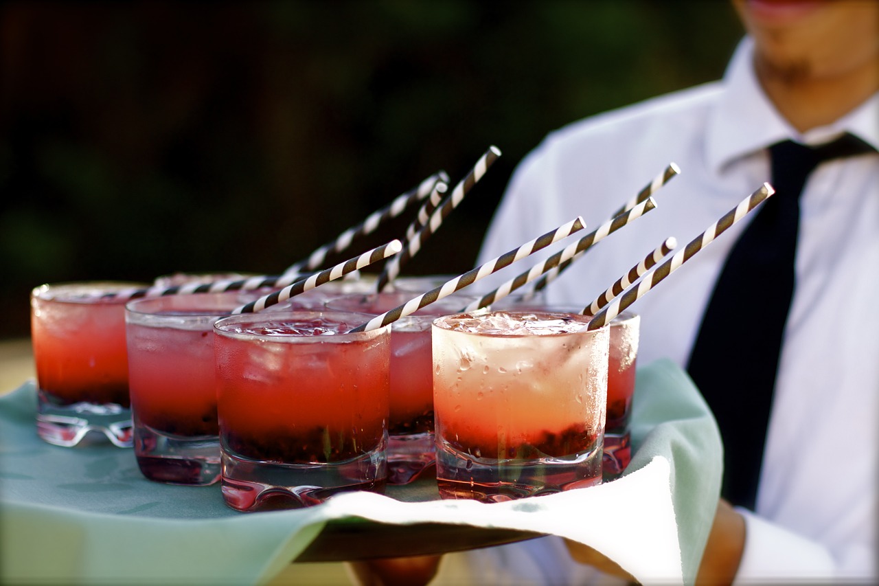 Exclusive catering in Scottsdale bartenders and servers desert divas events